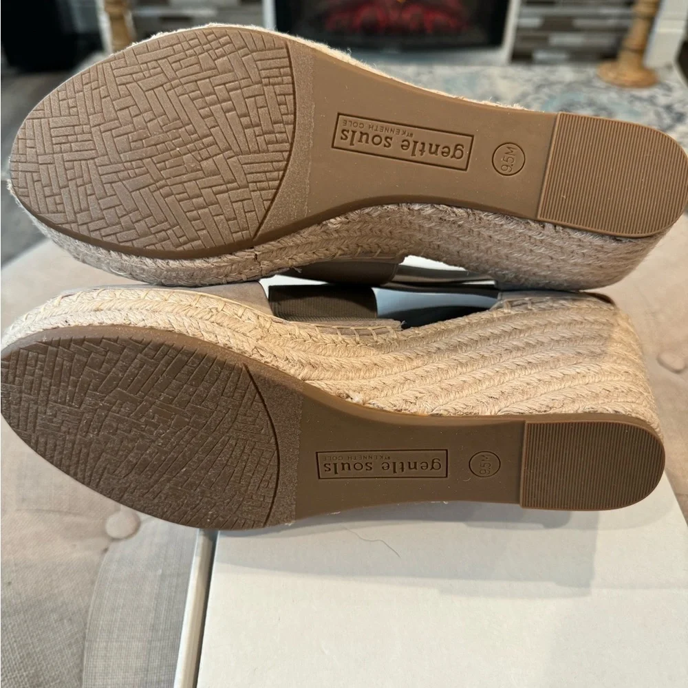 Gentle Souls by Kenneth Cole Colleen Espadrille - Picture 5 of 10